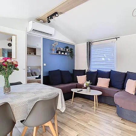 Holiday home Mobil-home Ja 51 A - La Carabasse - Siblu Avec Piscine *